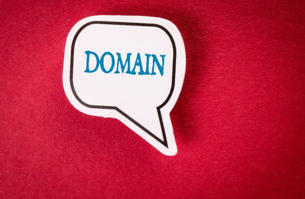 Daftar Nama Domain Selain .com yang Populer, Layak Dicoba?