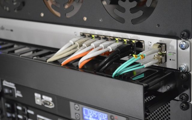 Perbedaan DHCP Server dan DHCP Client pada Jaringan