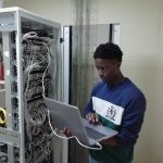 Penggunaan Data Center Raised Floor
